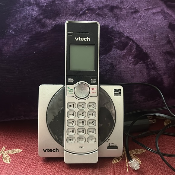 V-tech wireless phone - Picture 4 of 4